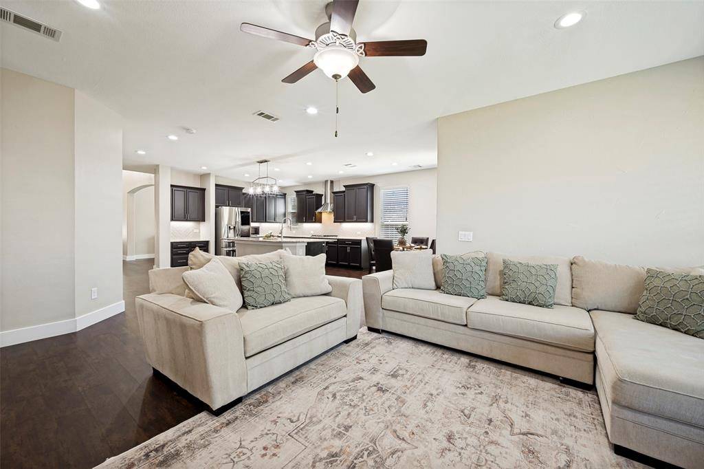 960 Pinnacle Ridge Road, Fort Worth, TX 76052