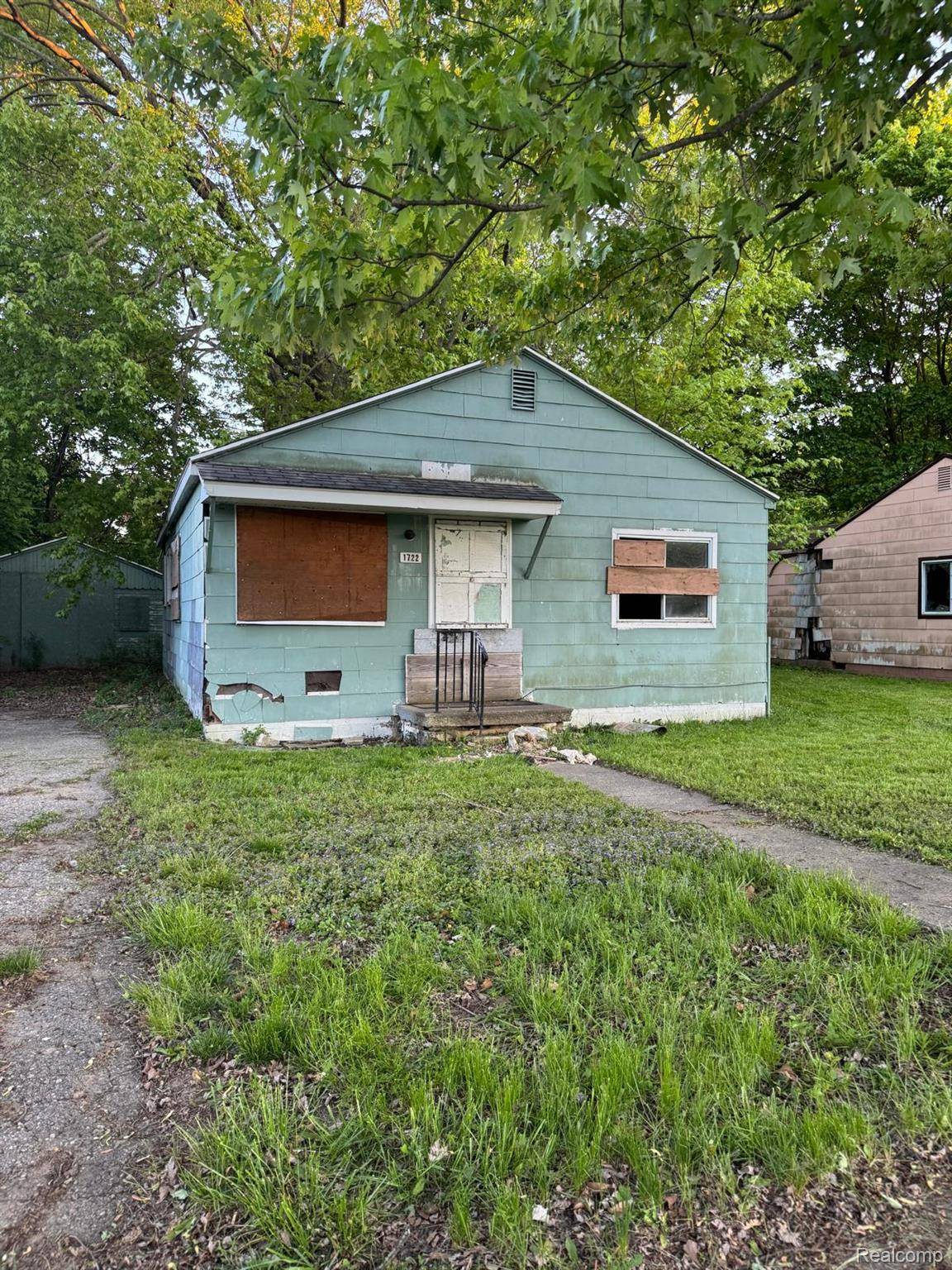 1722 Polly ST, Flint, MI 48505