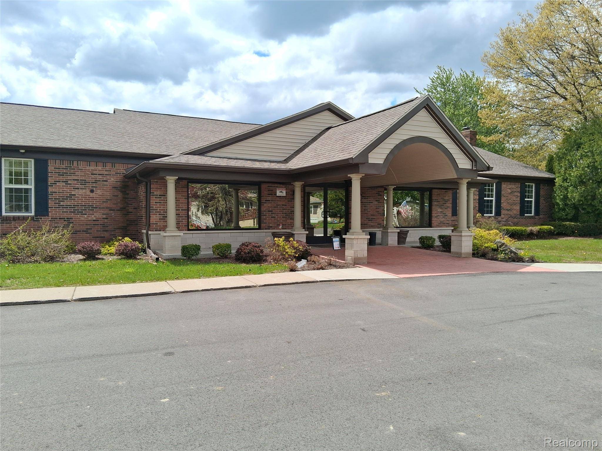 29780 Flushing Court, New Baltimore, MI 48051