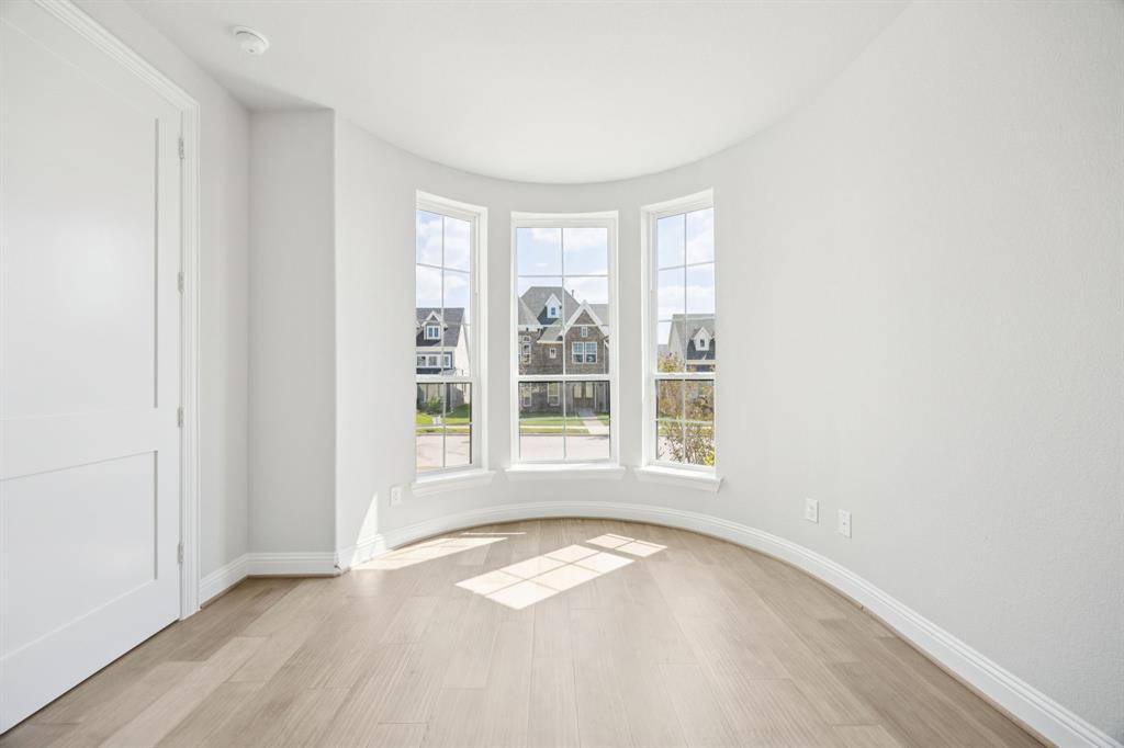 12803 Meadow Glen Trail, Rowlett, TX 75089