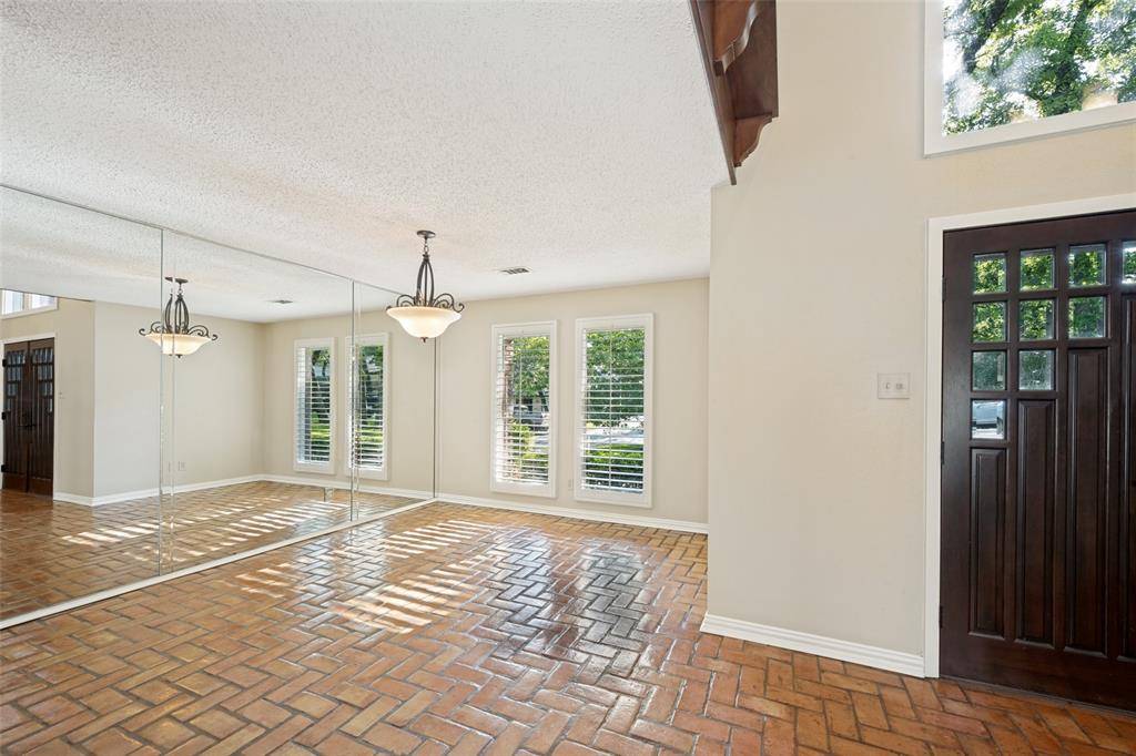 804 Firewheel Trail, Fort Worth, TX 76112