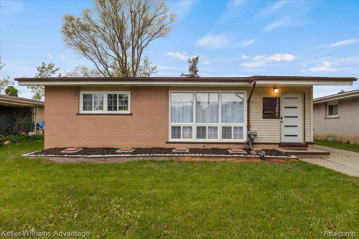 1251 Dufrain AVE, Pontiac, MI 48342