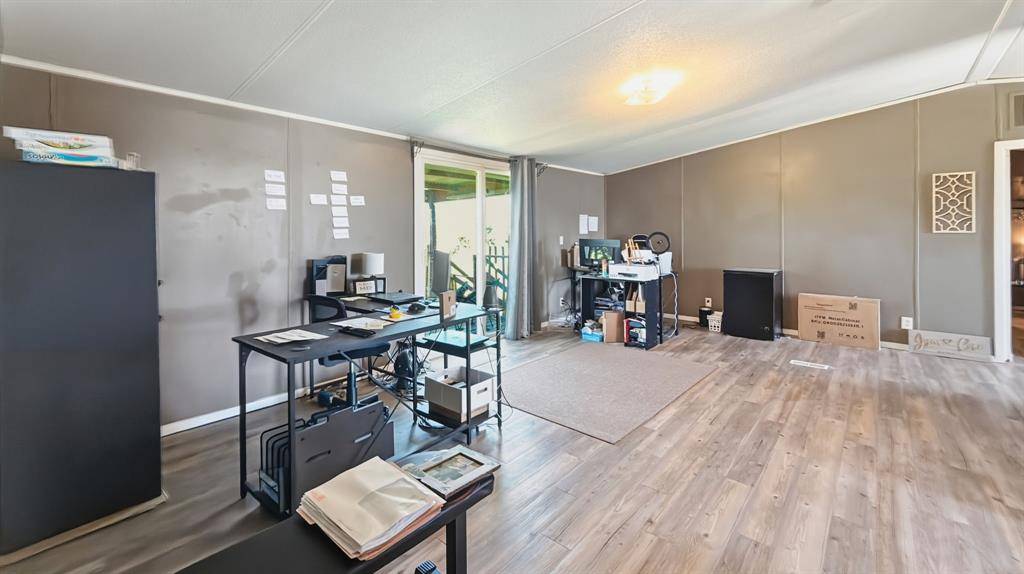 185 Private Road 4437, Rhome, TX 76078