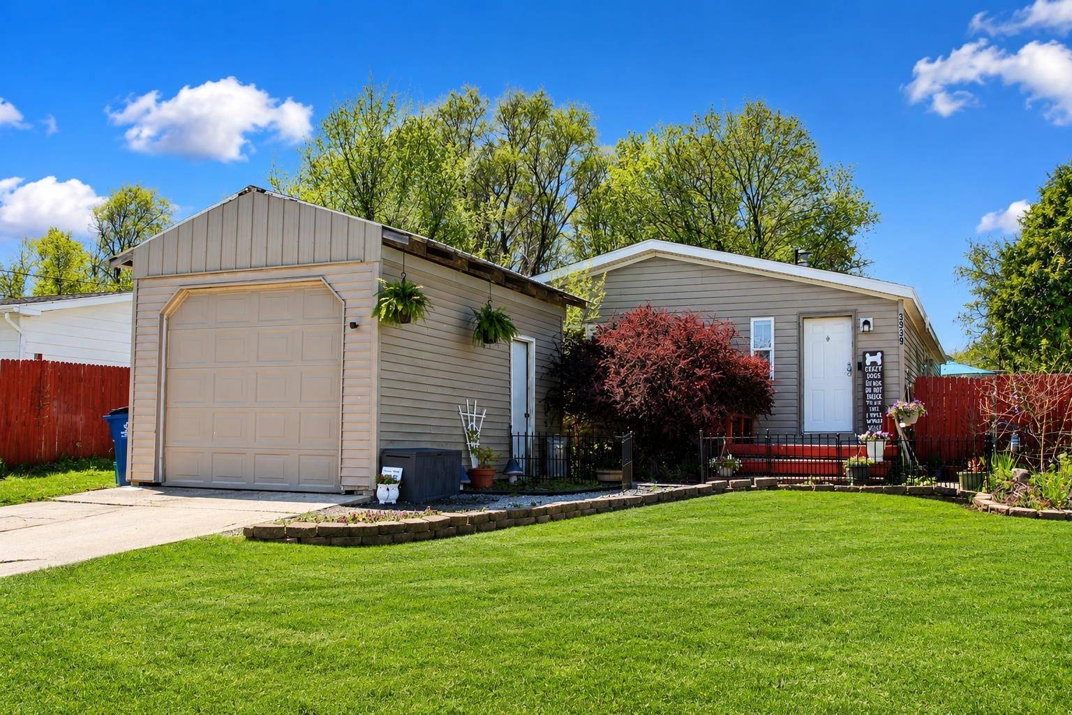 3939 Brook DR, Traverse City, MI 49684