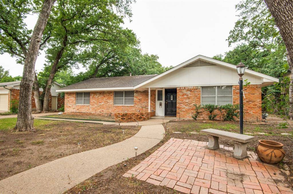 1809 Glenbrook Drive, Irving, TX 75061