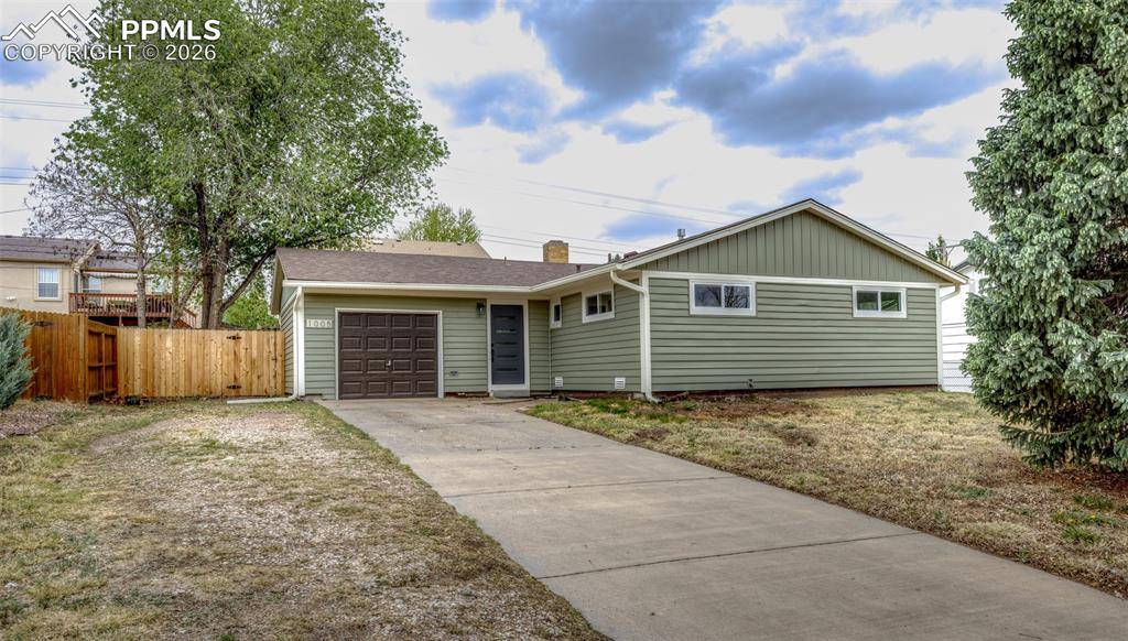 1005 Evergreen DR, Colorado Springs, CO 80911