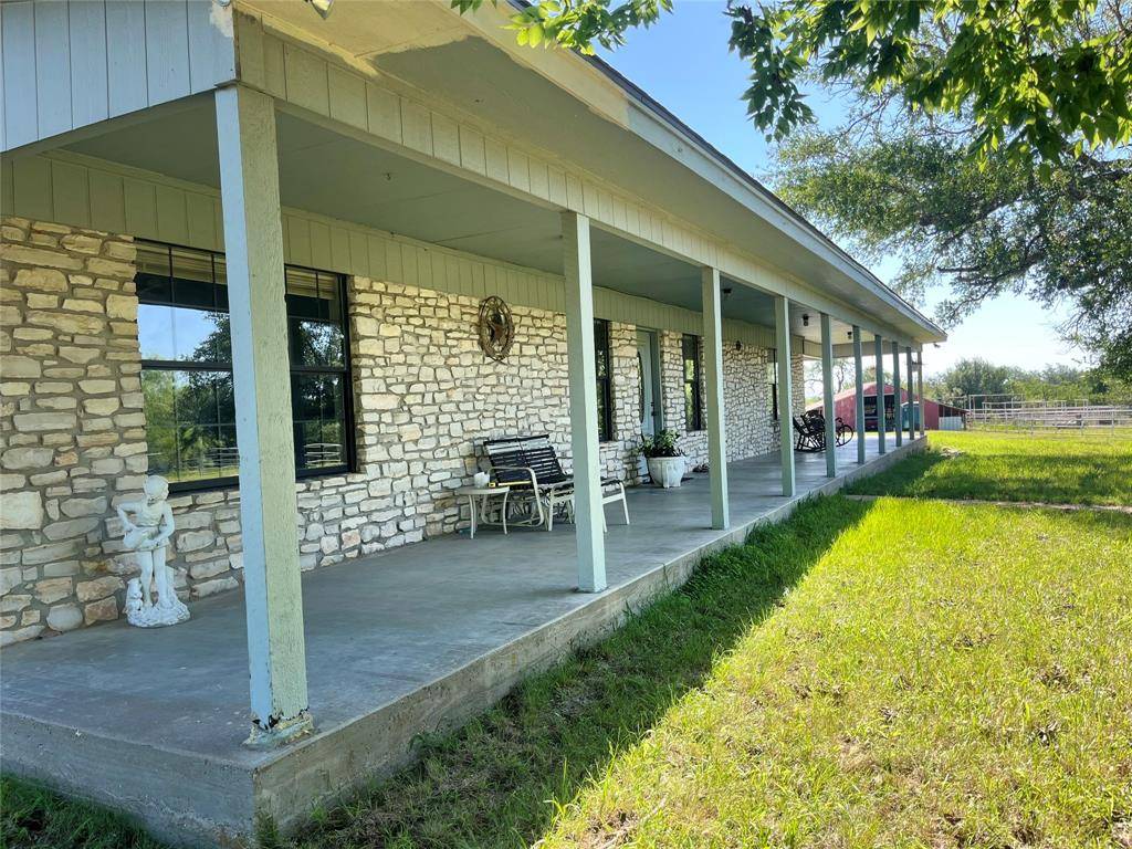 10047 E Hwy 36, Jonesboro, TX 76538