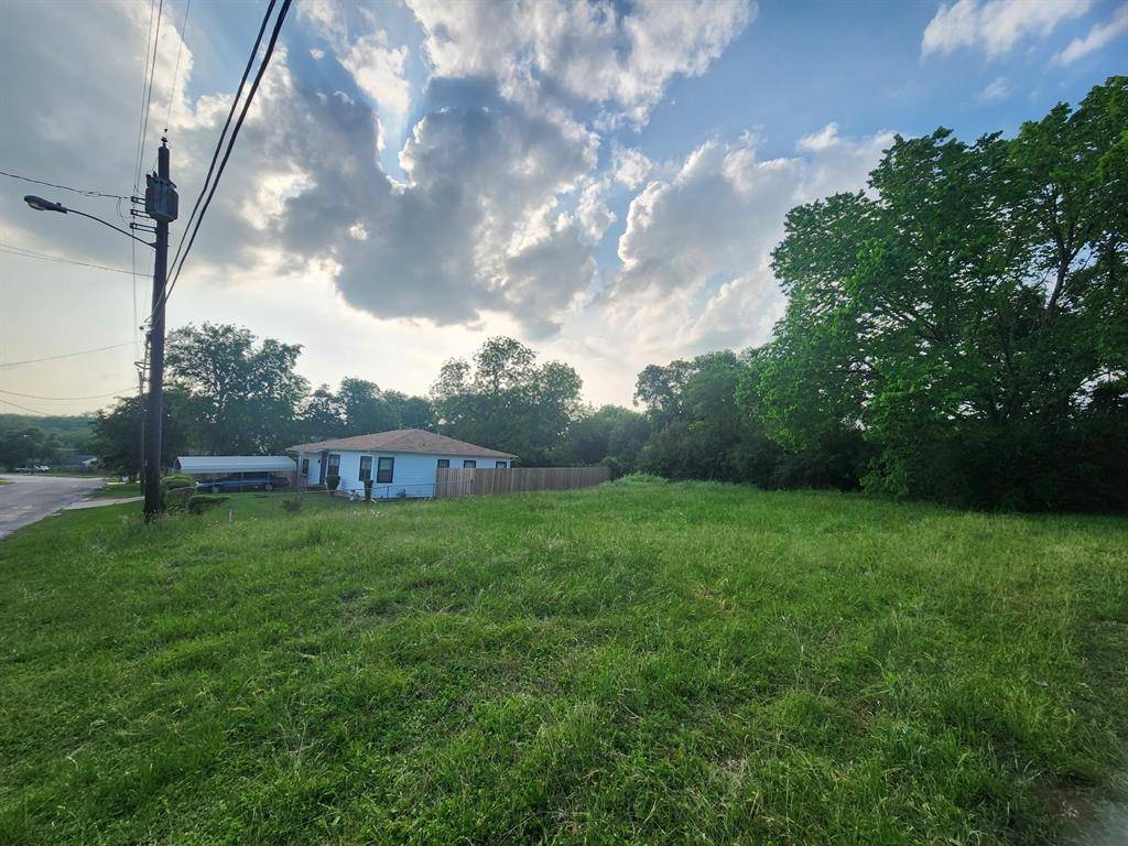 1823 Fordham Road, Dallas, TX 75216
