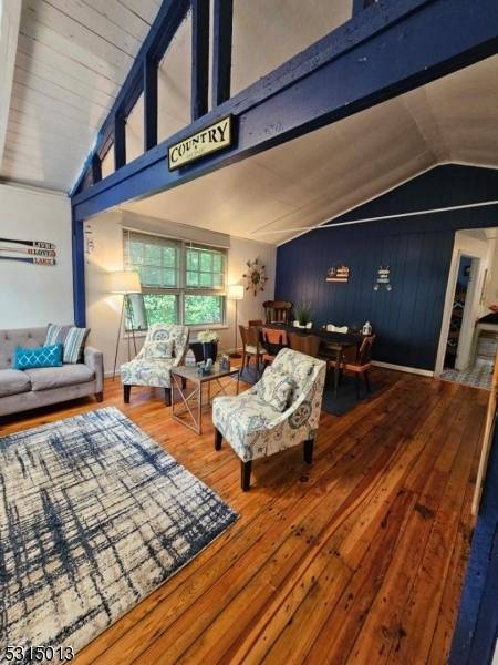 40 Playhouse Park, Jefferson Twp., NJ 07849