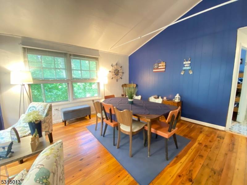 40 Playhouse Park, Jefferson Twp., NJ 07849