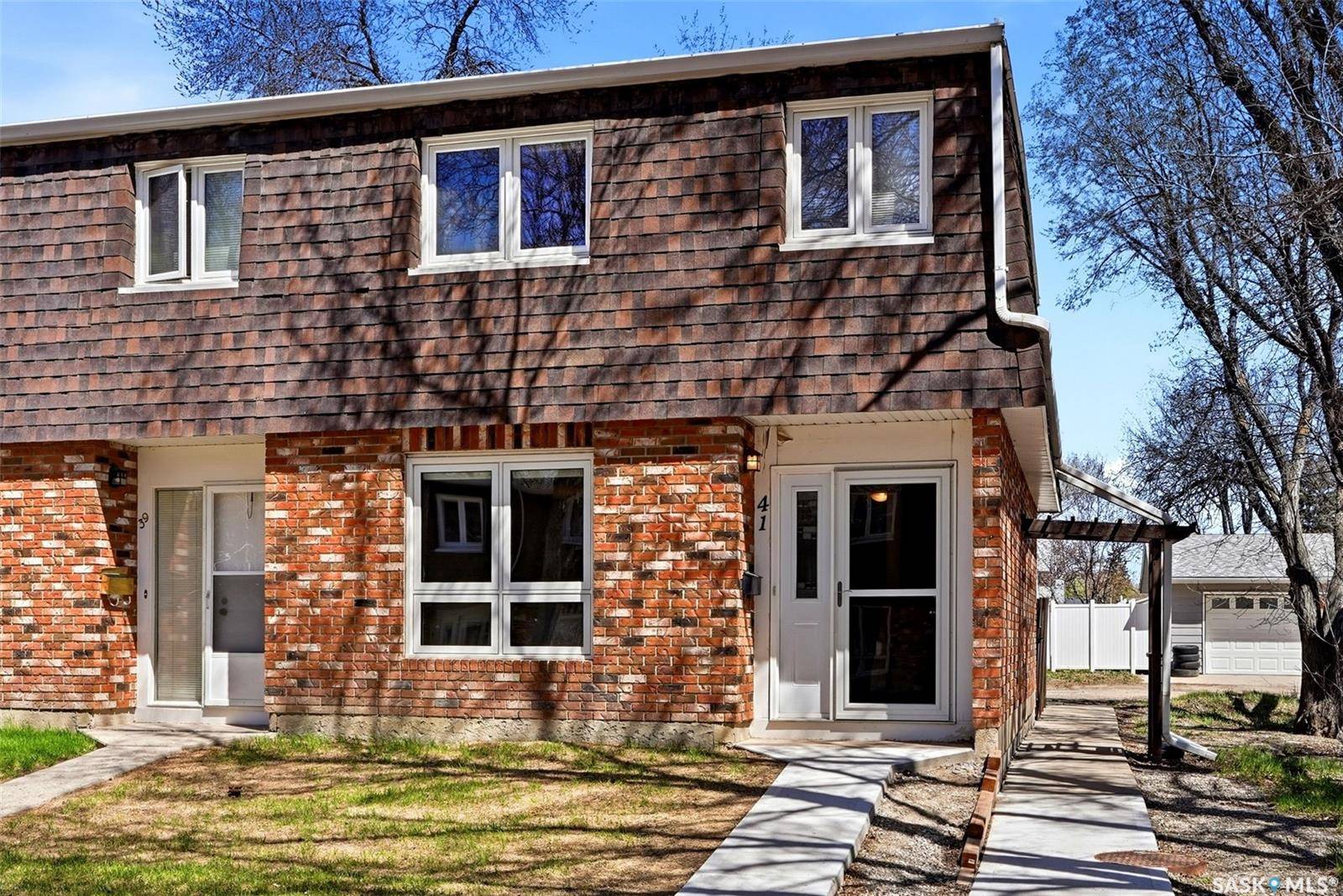 41 Spruceview ROAD, Regina, SK S4R 0E1