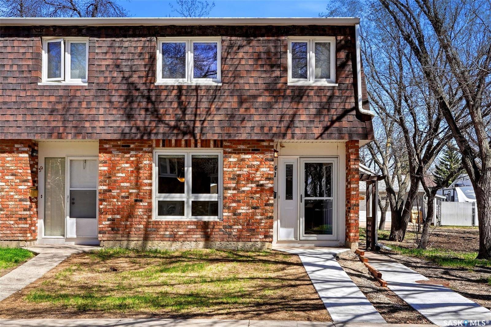 41 Spruceview ROAD, Regina, SK S4R 0E1