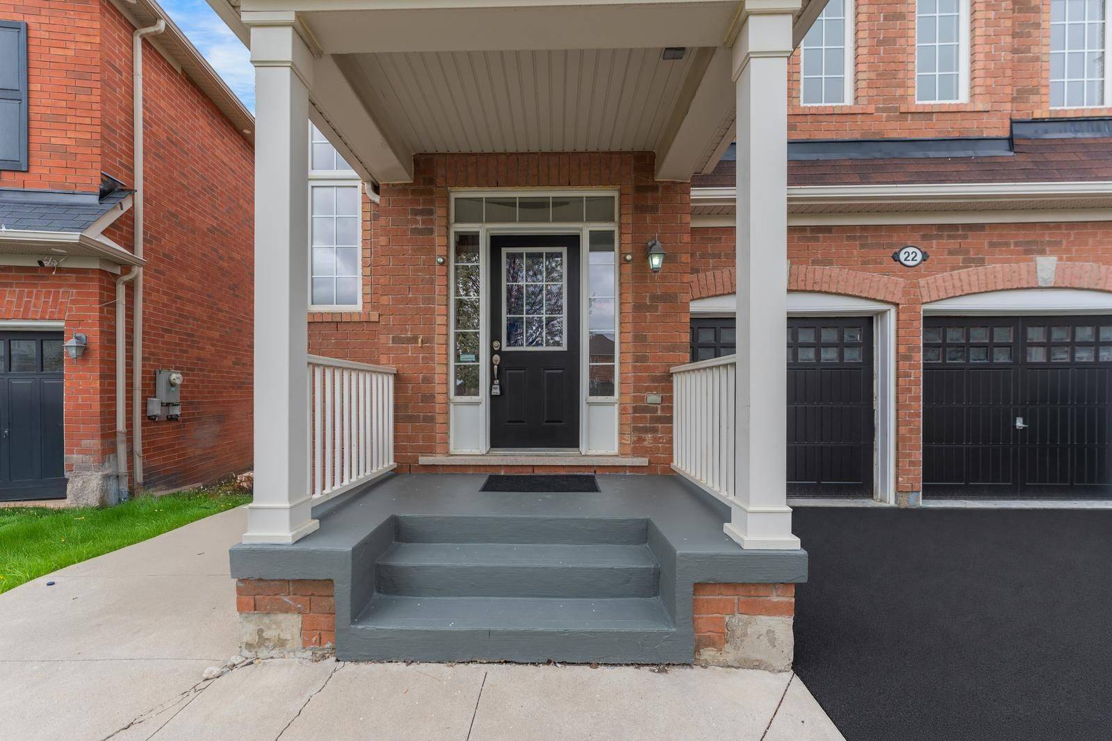 22 Birch Tree TRL, Brampton, ON L6P 3M8