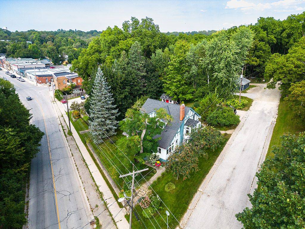 103 Brook ST, Blue Mountains, ON N0H 1J0