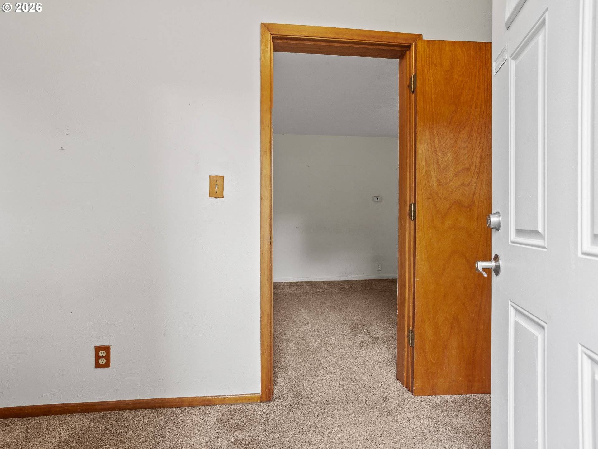 150 RIVER LN, Gladstone, OR 97027