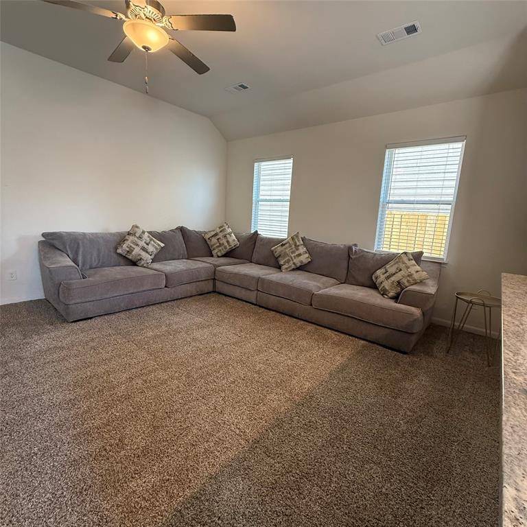 1416 Sunkiss Dr, Fort Worth, TX 76140