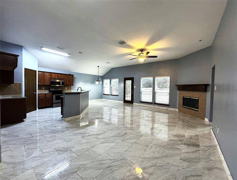 13624 Kaplan Court, Fort Worth, TX 76155