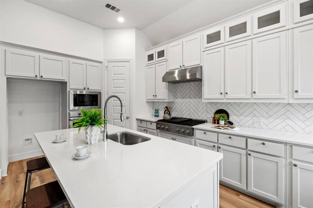 604 Oakmoss Street, Little Elm, TX 76227