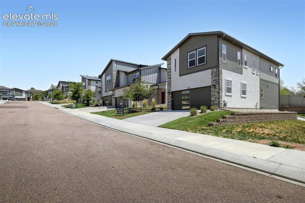 5309 Sky Top LN, Colorado Springs, CO 80918