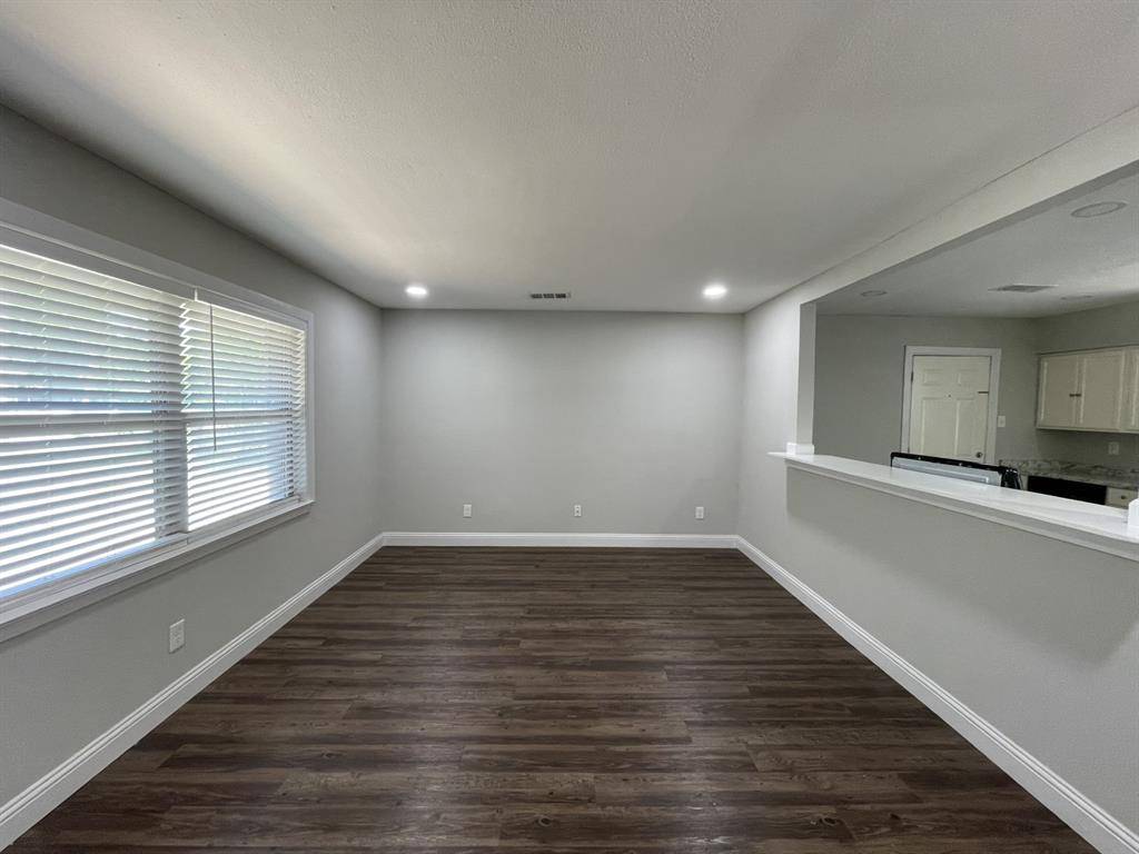 4828 Grove Street, North Richland Hills, TX 76180
