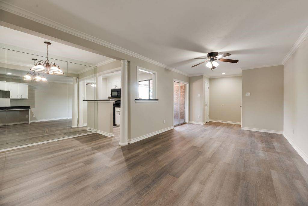 2802 Escada Drive #207, Farmers Branch, TX 75234
