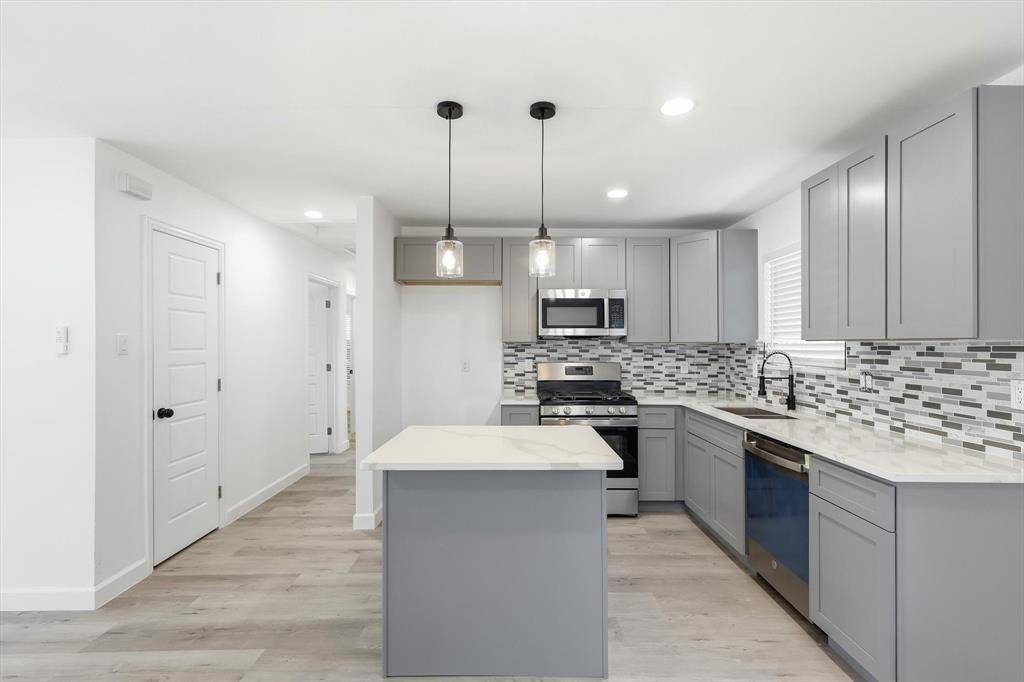 3332 Sidney Drive, Mesquite, TX 75150