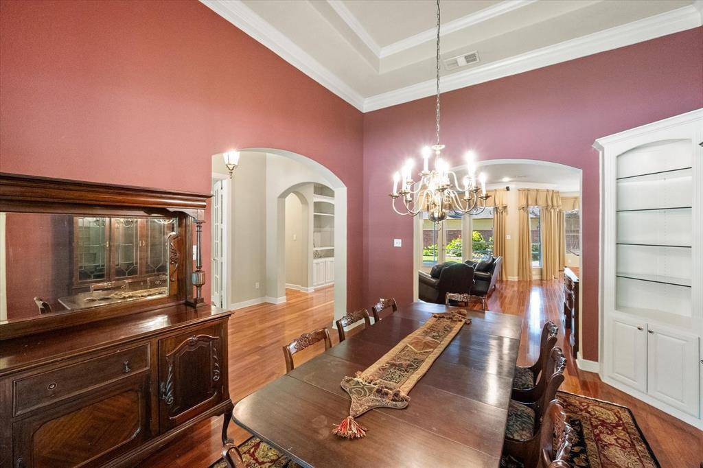 6100 Forest River Drive, Fort Worth, TX 76112