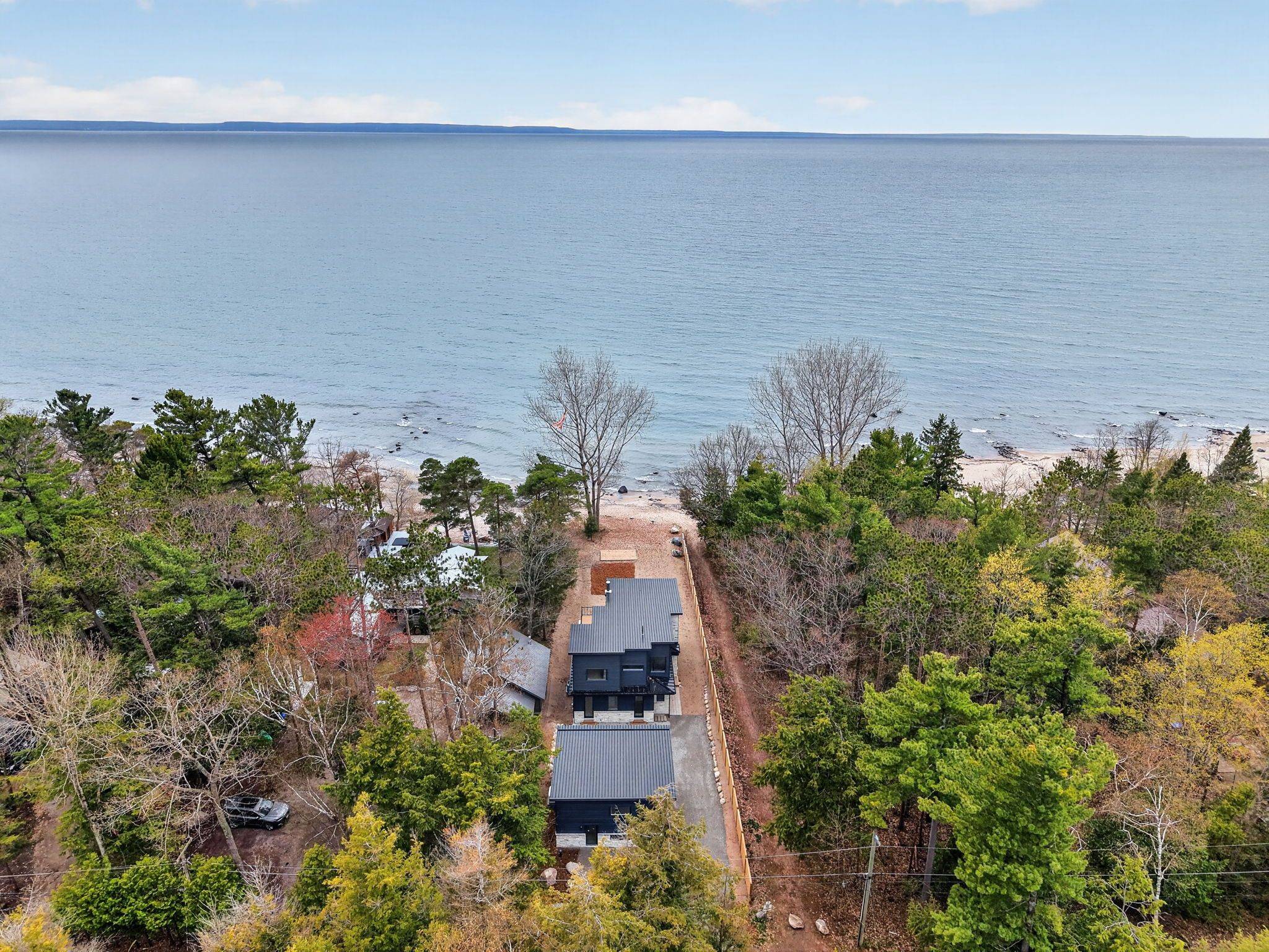 160 Tiny Beaches RD N, Tiny, ON L0L 2J0