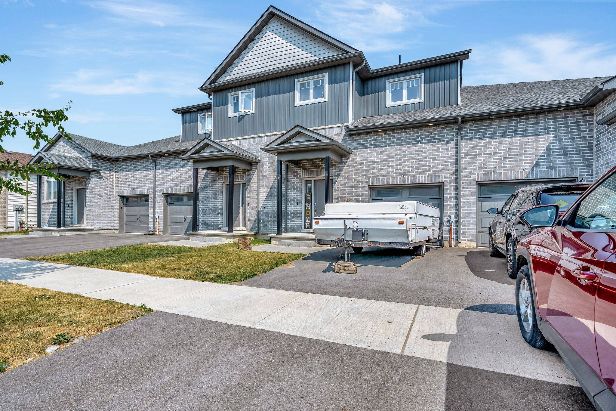 72 Markland AVE, Prince Edward County, ON K0K 2T0