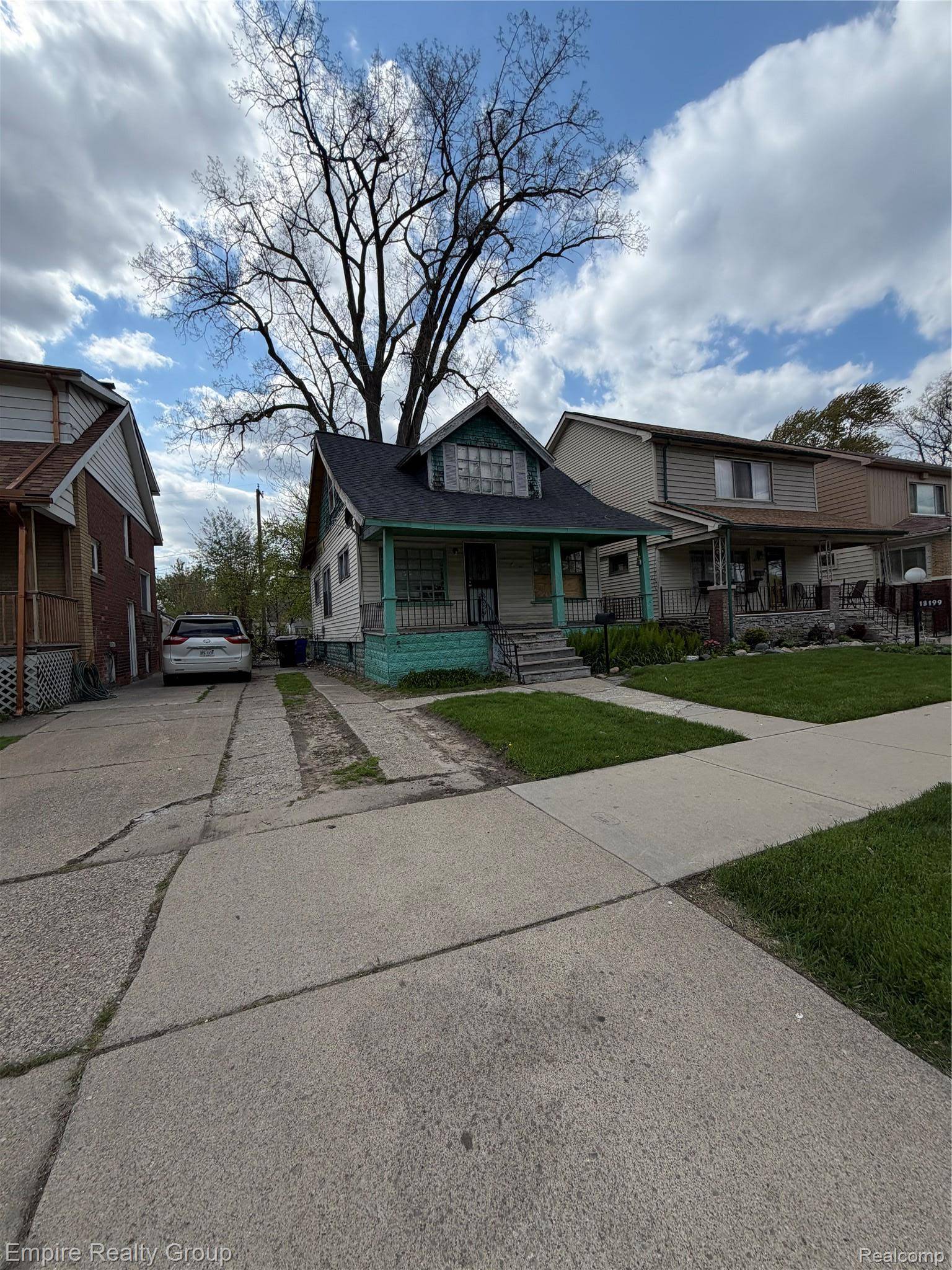 18191 Russell ST, Highland Park, MI 48203
