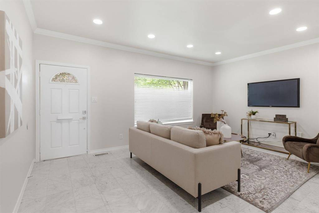 3434 Granada Avenue, University Park, TX 75205
