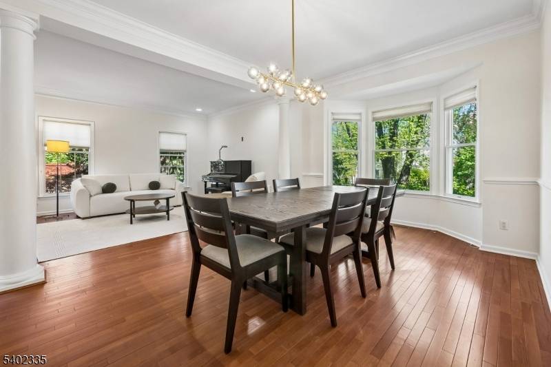 9 Tartan Dr, Bernards Twp., NJ 07920