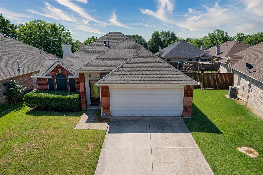 702 Lake Bridge Drive, Lake Dallas, TX 75065