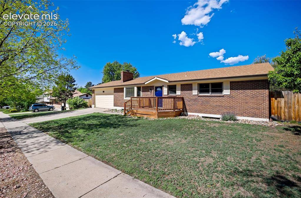 1426 Fetterman DR, Colorado Springs, CO 80915
