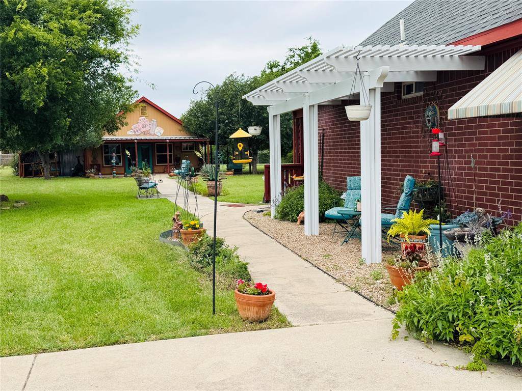 5660 Veal Station Road, Weatherford, TX 76085