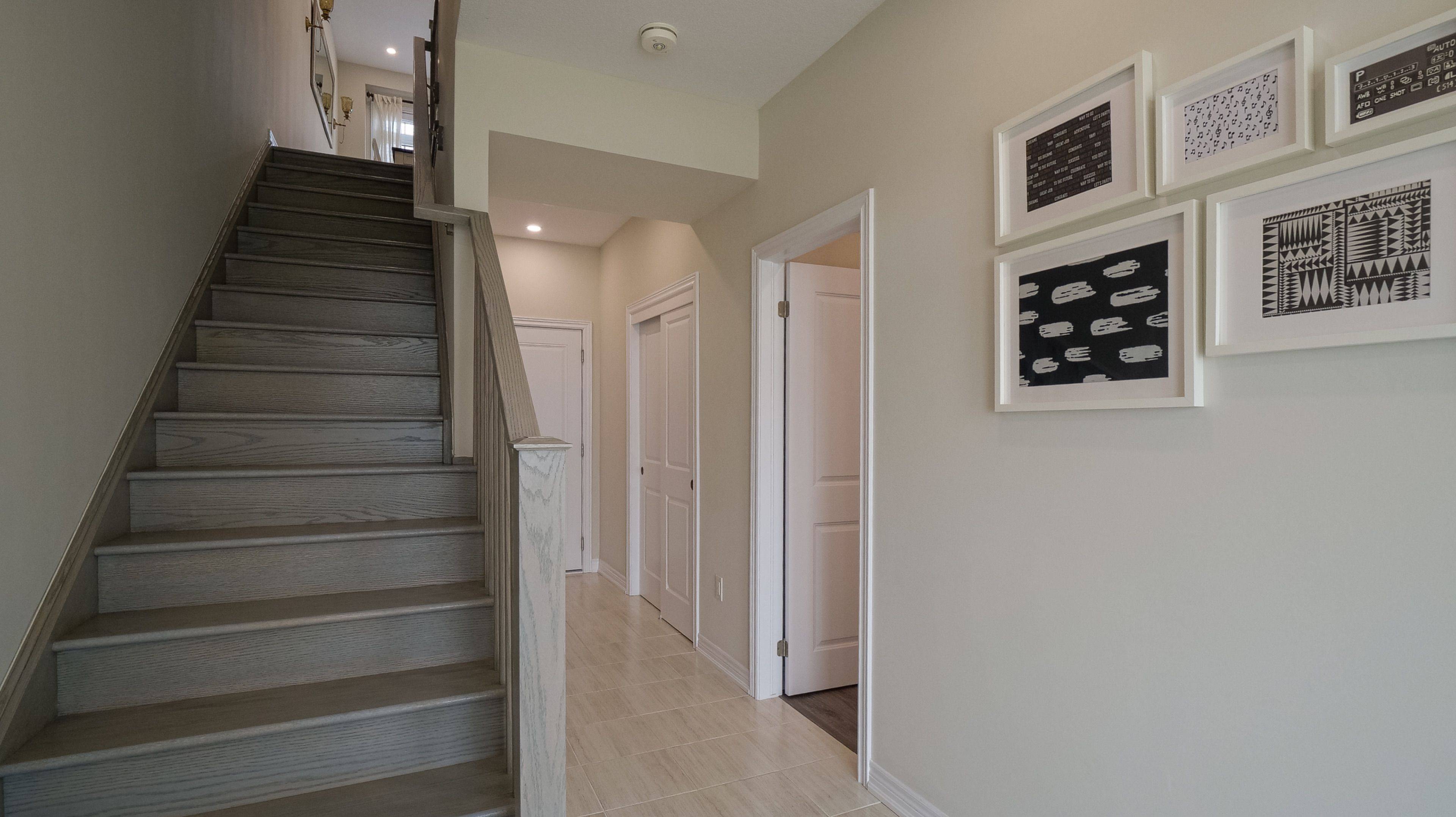 100 Hollywood CT #8, Cambridge, ON M1R 0C5