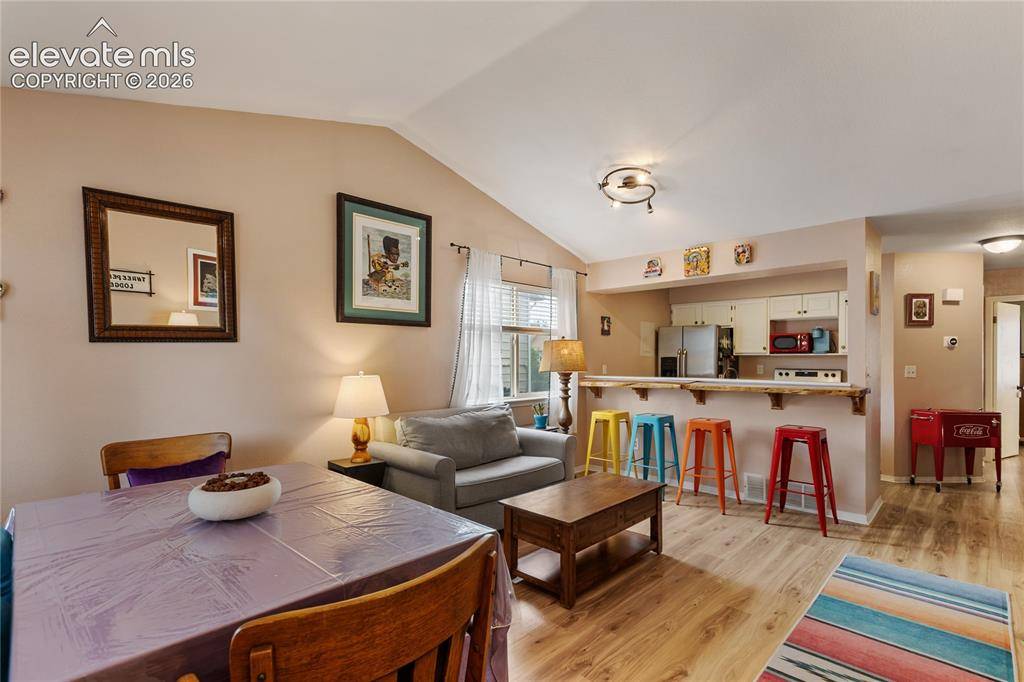 5223 Solar Ridge DR, Colorado Springs, CO 80917