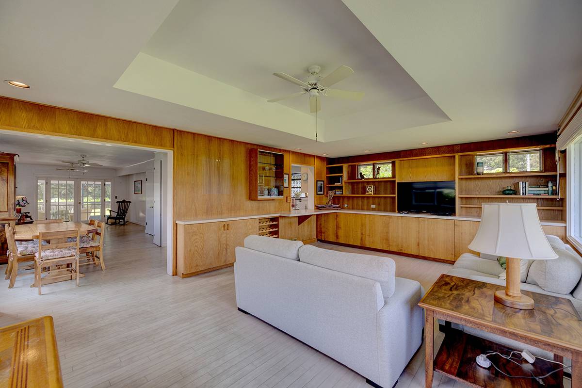 875 AINAKO AVE, Hilo, HI 96720