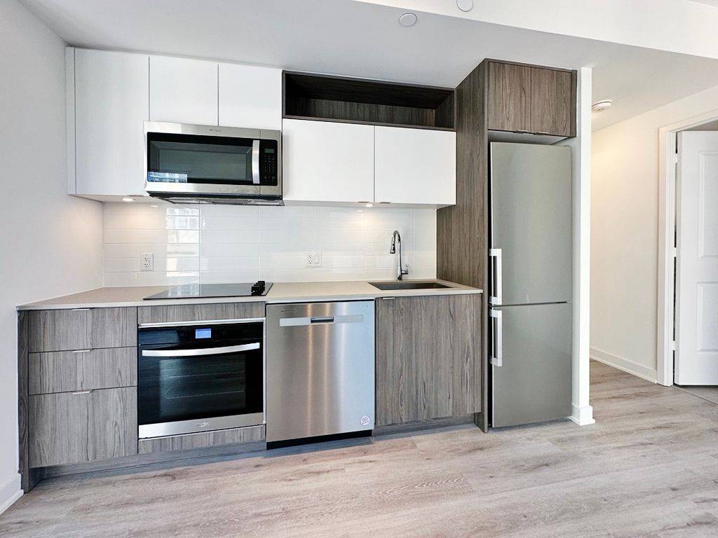 100 Dalhousie ST #907, Toronto C08, ON M5B 0C7