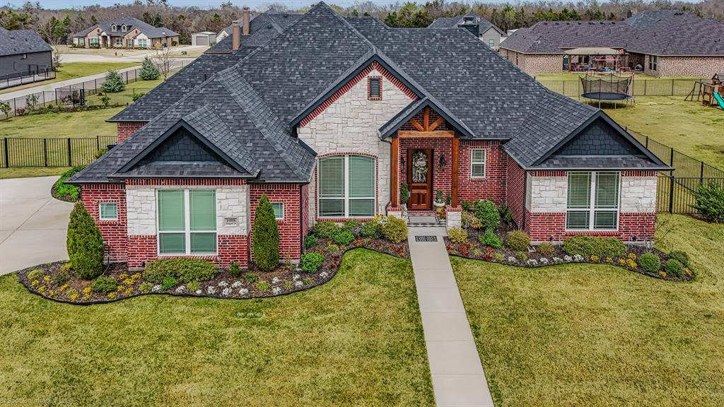 1008 Balgair Street, Caddo Mills, TX 75135