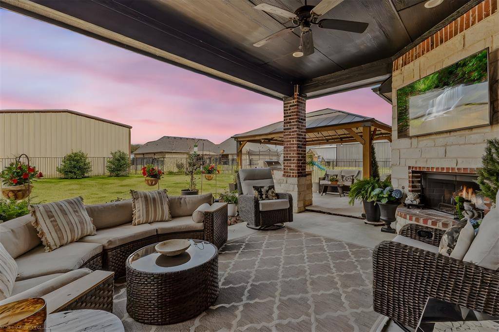 1008 Balgair Street, Caddo Mills, TX 75135