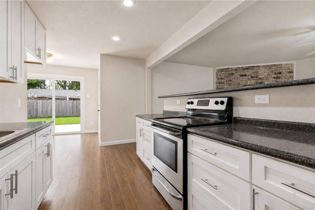 1213 Blanco Street W, Garland, TX 75040