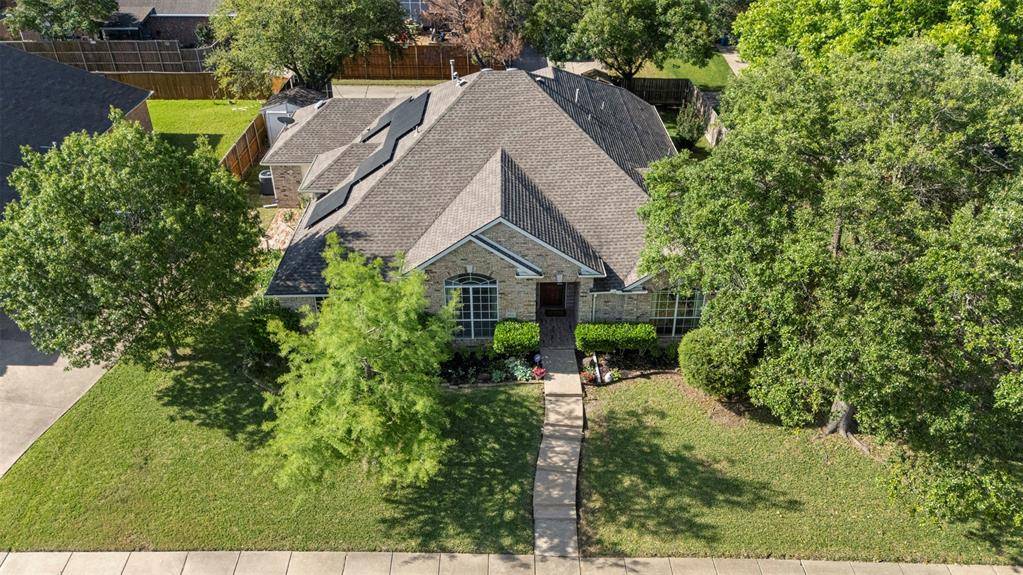 1906 Walnut Hill Drive, Rowlett, TX 75088