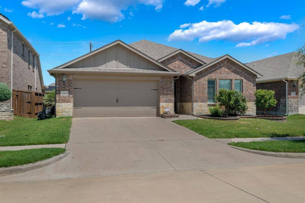 1805 Gold Mine Trail, Aubrey, TX 76227