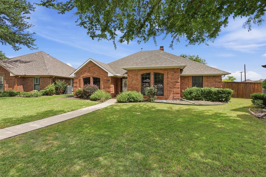 112 Highland Meadow Circle, Coppell, TX 75019