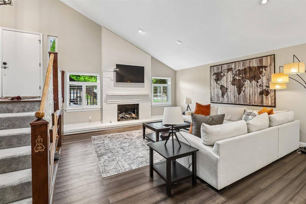 7134 Crooked Oak Drive, Dallas, TX 75248