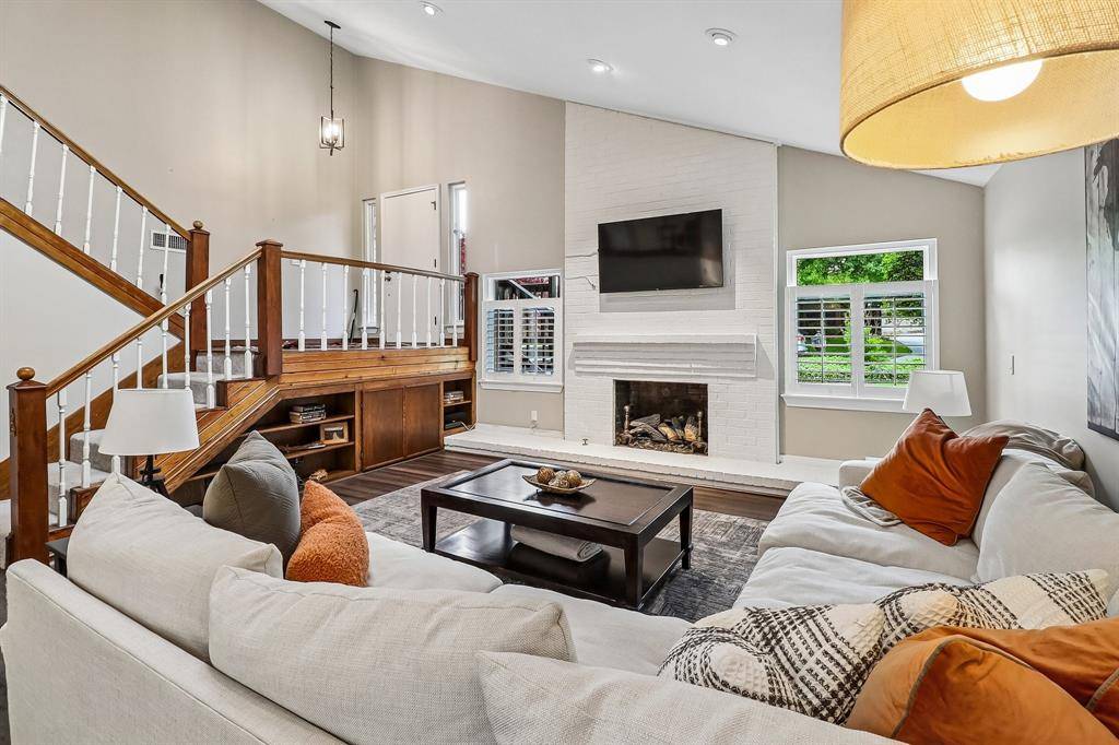 7134 Crooked Oak Drive, Dallas, TX 75248
