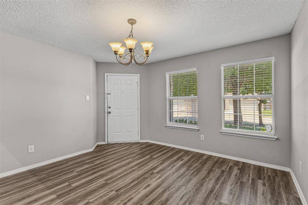 9305 Goldenview Drive, Fort Worth, TX 76244