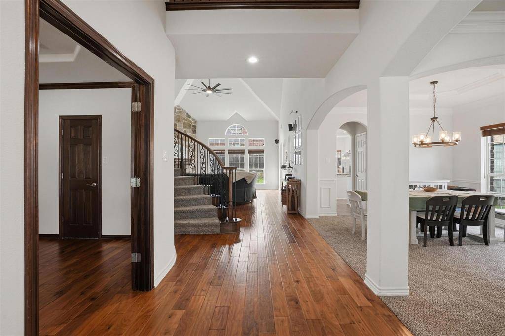 3048 Larreta, Grand Prairie, TX 75054