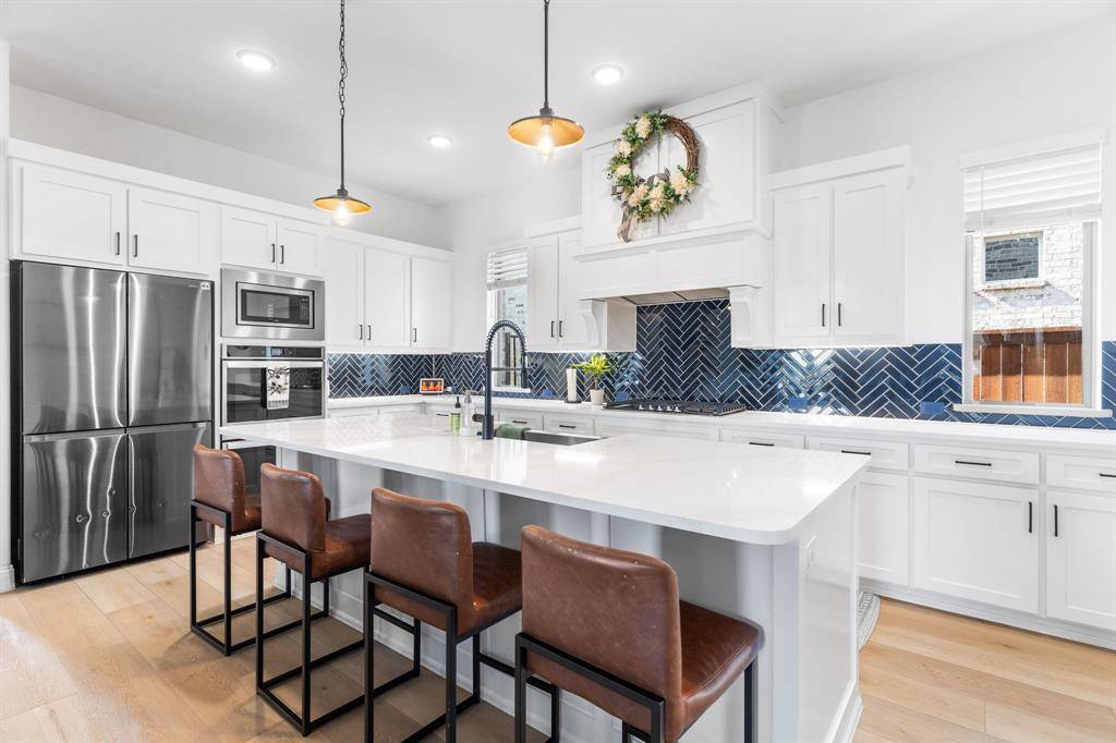 1898 Tumblegrass Road, Frisco, TX 75033